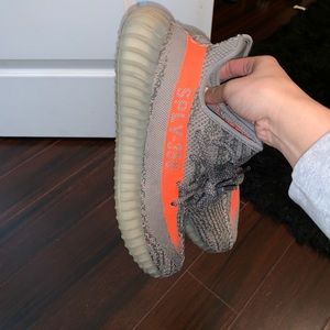 Yeezy 350 - size 8 in women (size 6 in men)